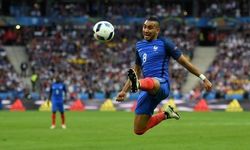Праздник к нам пришел! Франция обыграла Румынию в стартовом матче Евро