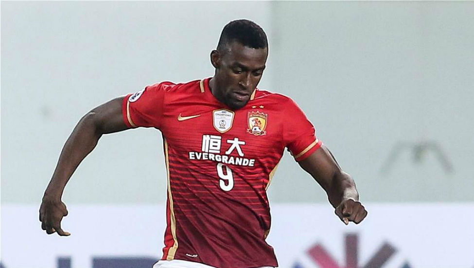 Минус €21 млн: Джексон Мартинес («Гуанчжоу Эвергранд»). Стоимость игрока: €14 млн.